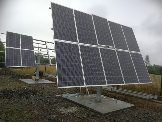 Installation of photovoltaic modules – Solar Tracker Polska company. Photo used by permission of [https://solar-tracker.pl/|Solar Tracker Polska].